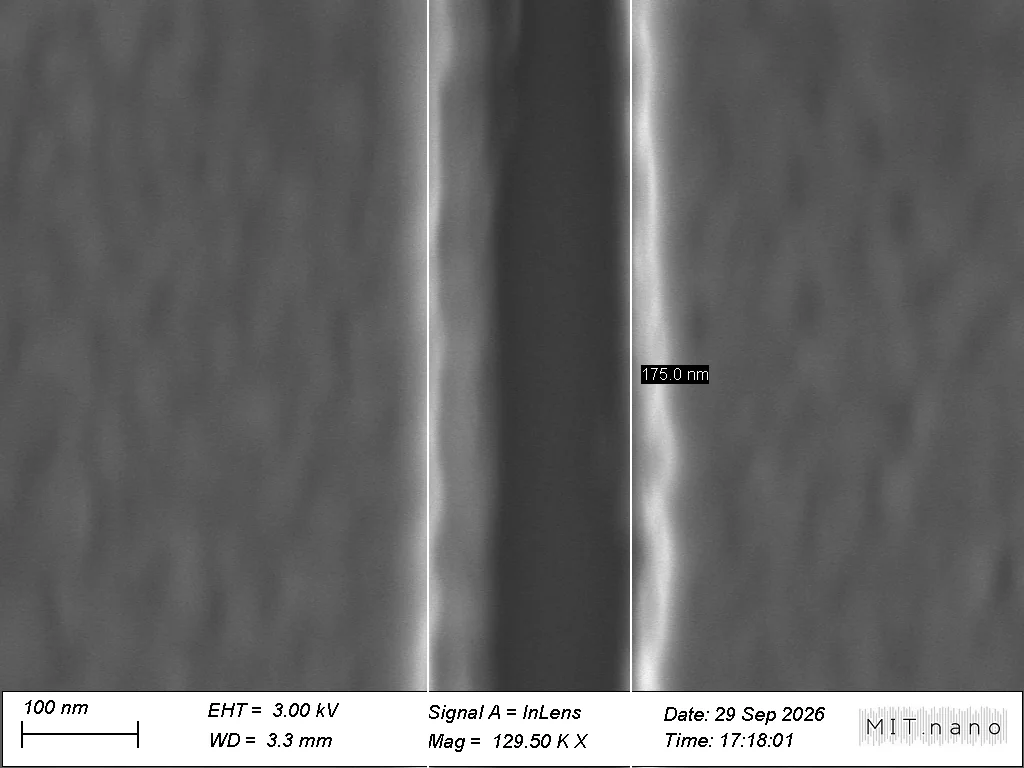 SEM of the source-drain gap of the most scaled device, about 170 nanometres wide